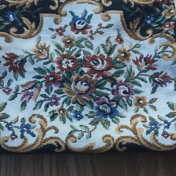 COPY - Tapestry purse - Picture 3 of 12